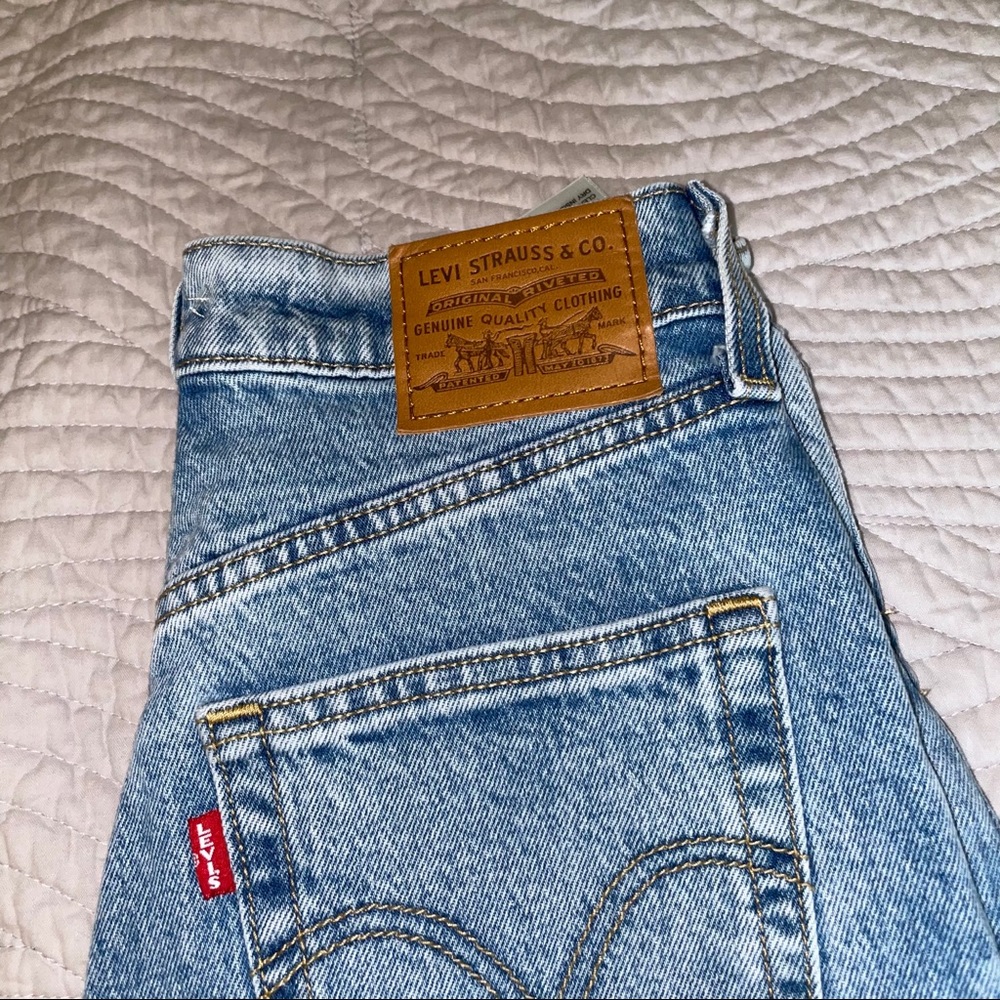 Levi rib cage straight